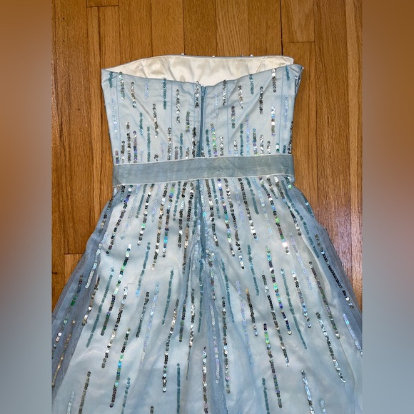 Women’s Elegant BCBGMaxAzria Light Blue Strapless Sequin Dress - Picture 7 of 15